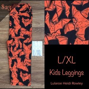 2 pair of kids size lg/Xl Halloween leggings